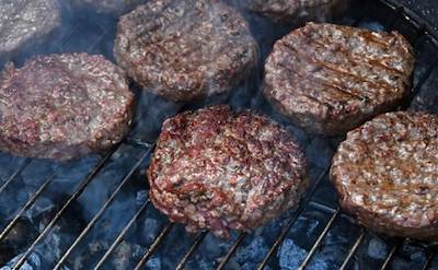 The Ultimate Guide to Smoked Brisket Burgers: From The Grinder To The Smoker