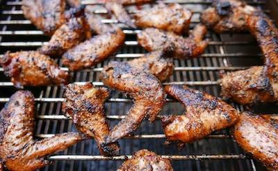 Chicken Wings on a Weber Kettle 